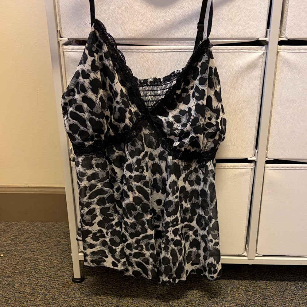 SHEIN Black and White Leopard Print Lace Top